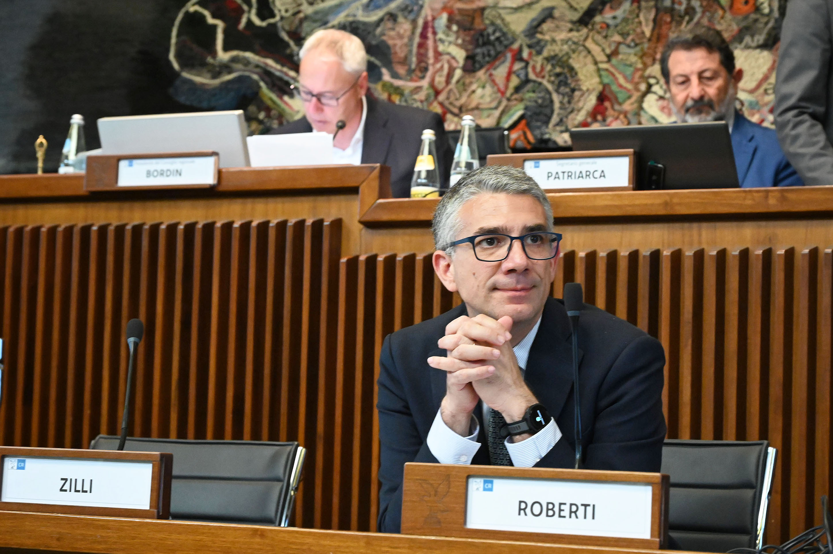 OMNIBUS/4. OK A GRUPPO LAVORO SEMPLIFICAZIONE, OPPOSIZIONI CONTRARIE